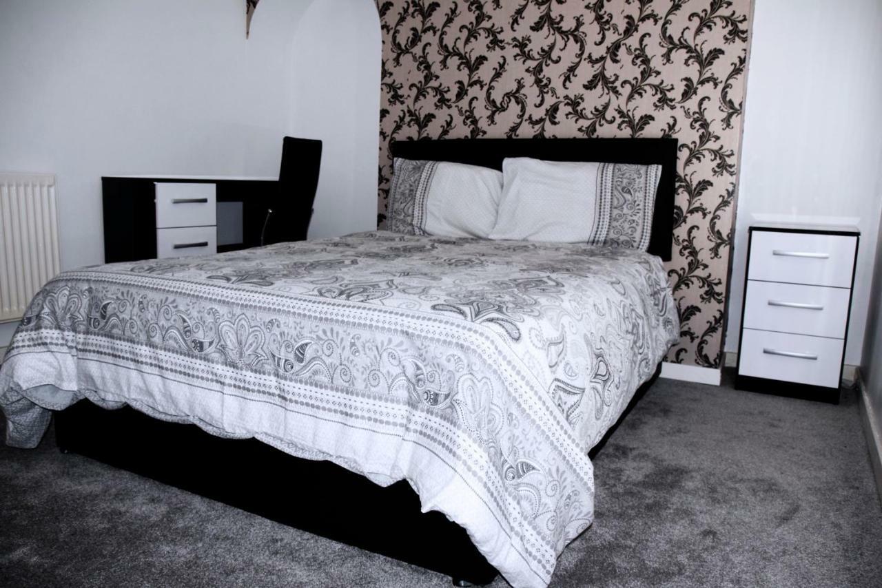 Central 2 Bed Apartment レスター エクステリア 写真